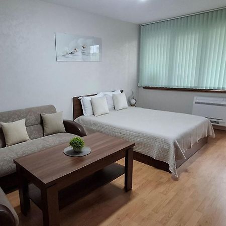 Апартамент Миг Haskovo Ngoại thất bức ảnh